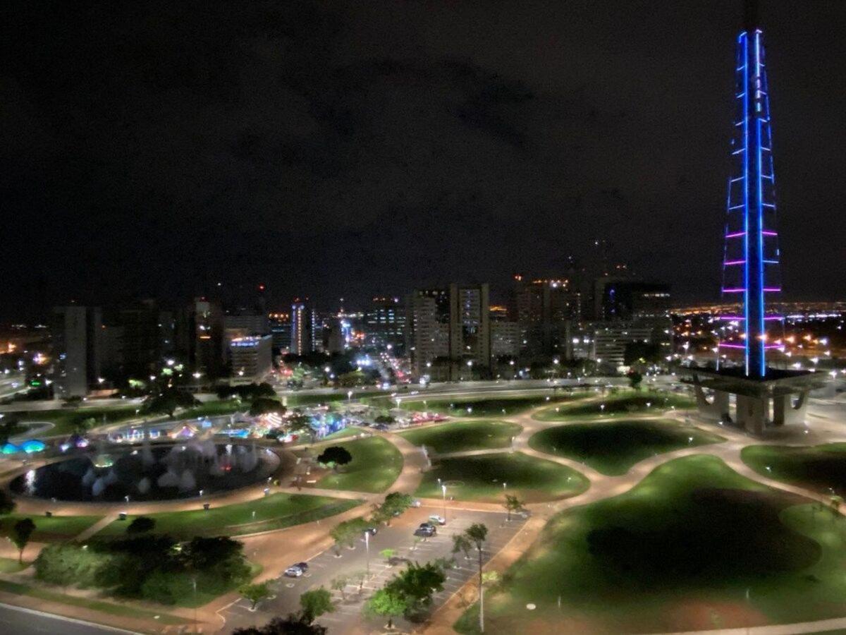 Flat Encantador No 11º Com Vista Pra Torre De Tv 브라질리아 외부 사진